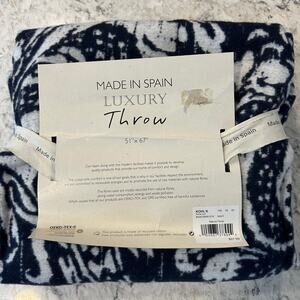 Luxury 51”x 67” Throw Blanket- Made In Spain, recycled cotton blue white navy